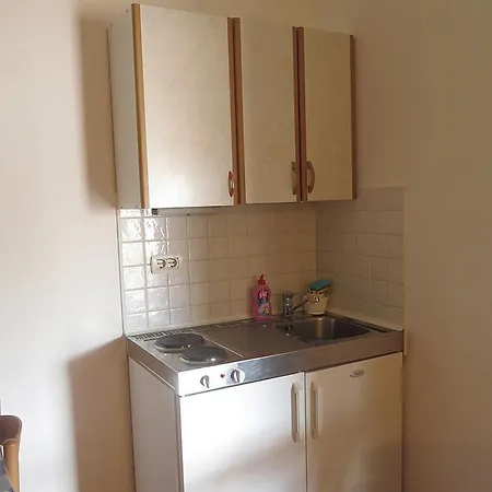Studio In With Balcony, Air Condition, Wifi *