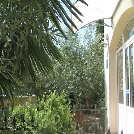 Studio In With Balcony, Air Condition, Wifi Appartamento