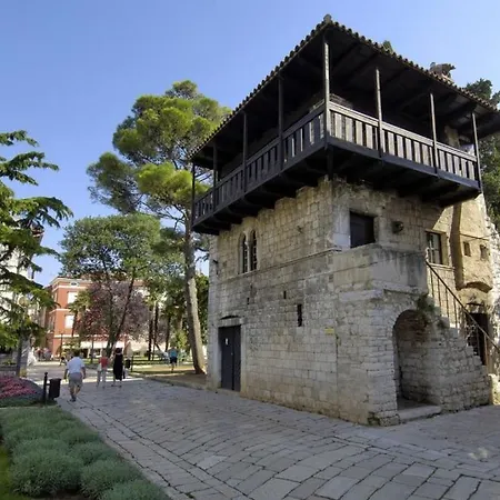 Studio In With Balcony, Air Condition, Wifi Daire Poreč