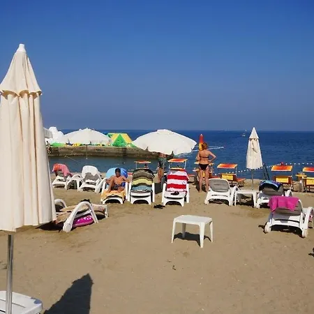 Studio In With Balcony, Air Condition, Wifi Porec