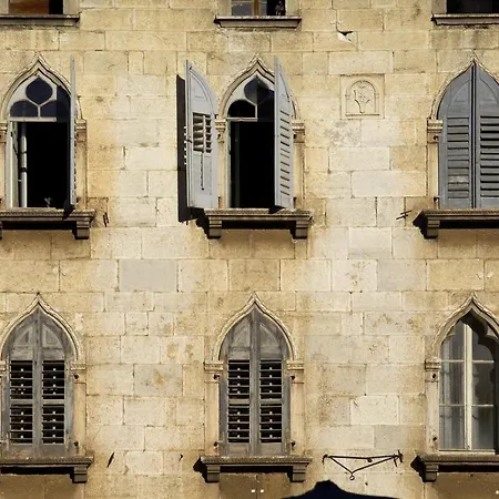 Studio In With Balcony, Air Condition, Wifi * Poreč